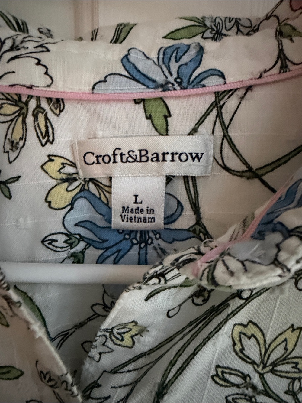 croft & barrow White Floral Button-Up Shirt with Blue and Pink Flowers - Picture 2 of 5
